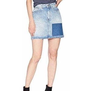 Calvin Klein Jeans Light Wash Y2K Patchwork Denim Skirt NWT 28